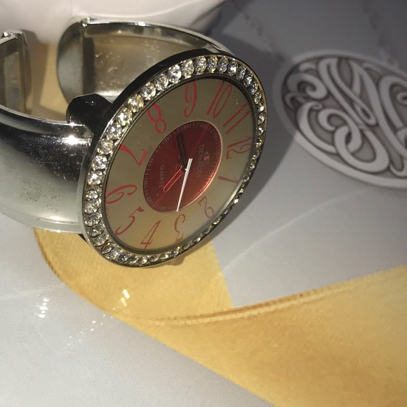 Denacci stanless steel bracelet quartz wrist watch - Picture 8 of 8